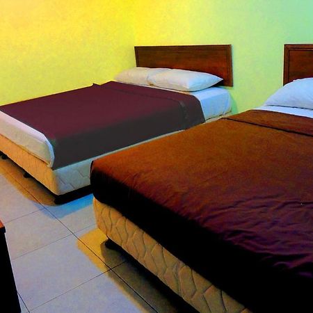 Langkawi Rest Inn Kuah Esterno foto